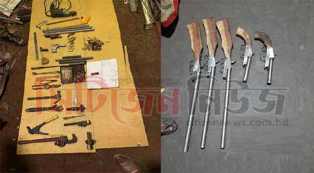 হাতিয়ায় অস্ত্র তৈরির কারখানার সন্ধান; গ্রেফতার ২