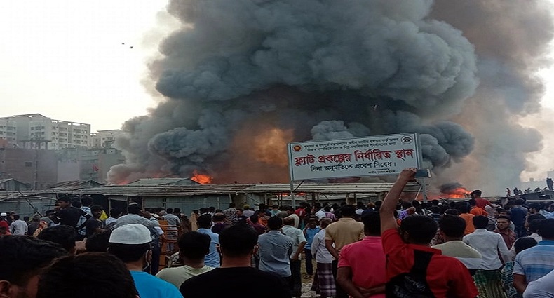 রূপনগর বস্তির আগুন নিয়ন্ত্রণে