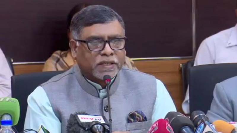 বিকালে লাইভ ব্রিফিং করবেন স্বাস্থ্যমন্ত্রী