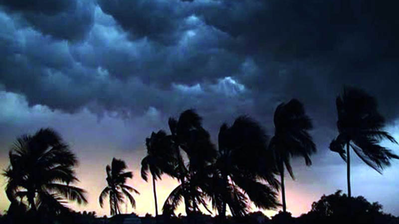 চলতি মাসেই কালবৈশাখী ও ঘূর্ণিঝড়