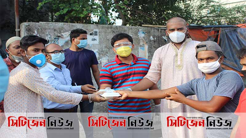 চবি ছাত্রলীগের আয়োজনে দুস্থদের মাঝে ইফতার বিতরণ