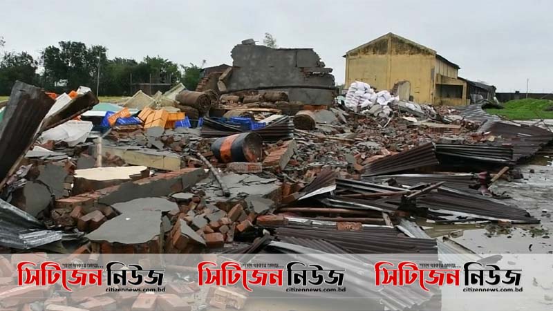 জয়পুরহাটে ঘূর্ণিঝড়ে চারজন নিহত; লন্ডভণ্ড ৪০গ্রাম
