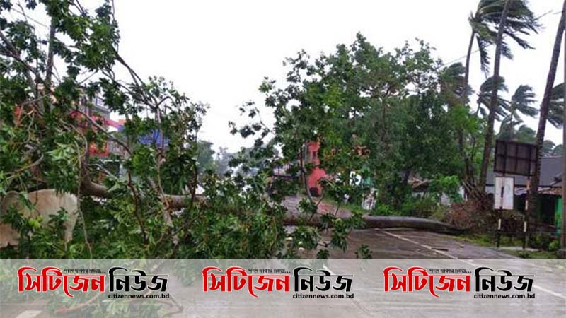 ভারতে আঘাত হানলো আম্ফান
