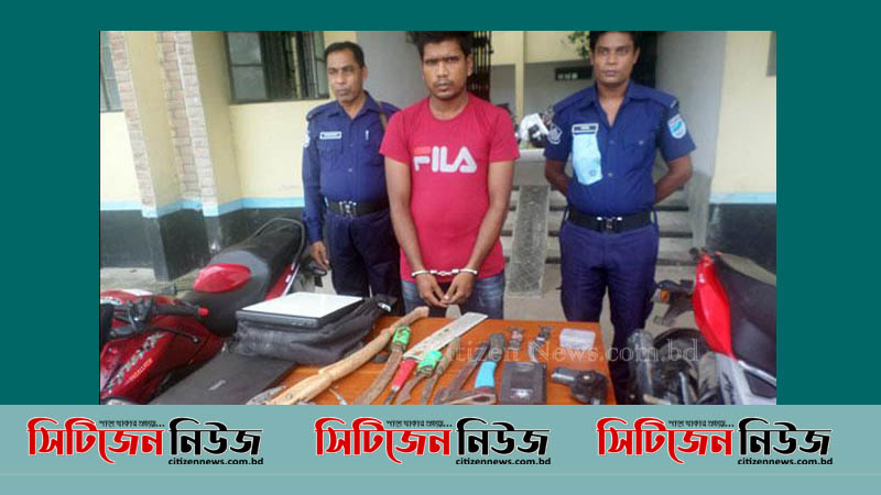 রাজবাড়ীতে বিপুল পরিমাণ অস্ত্র-গুলি উদ্ধার