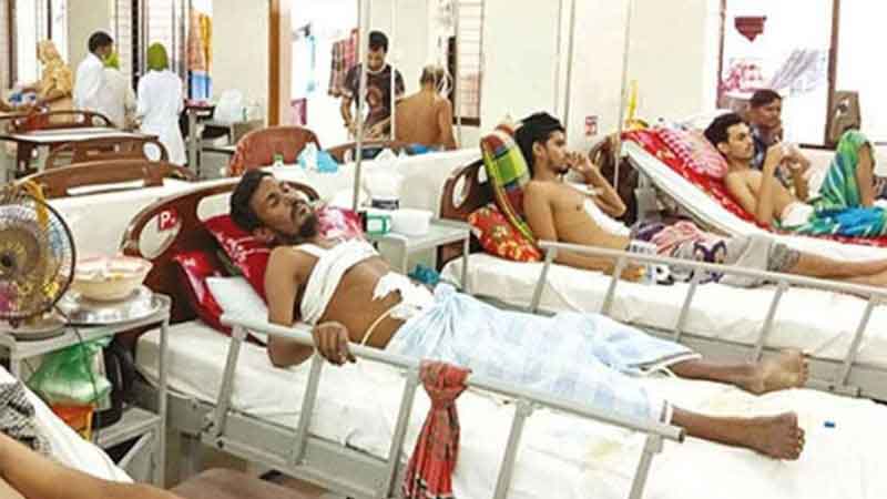 জয়বাংলা স্লোগান দিয়ে জুলাইযোদ্ধাদের পেটাল