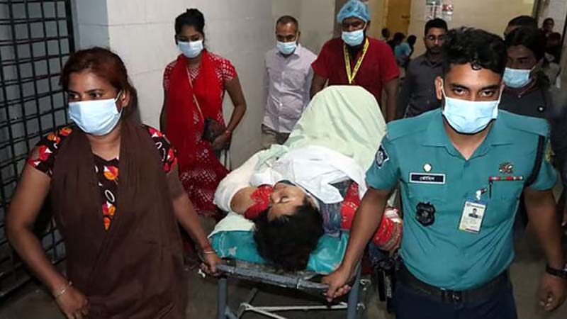 বিচারকপুত্র হত্যা: চার পুলিশ বরখাস্ত