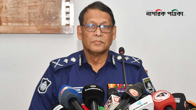 যেকোনও সময় দেশ ছাড়তে পারেন পুলিশের আইজিপি